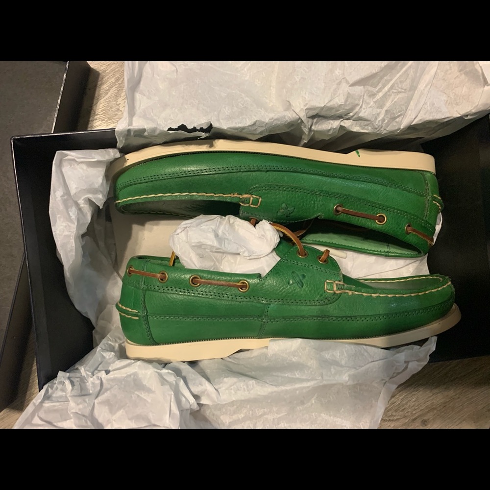 Men’s boat shoes